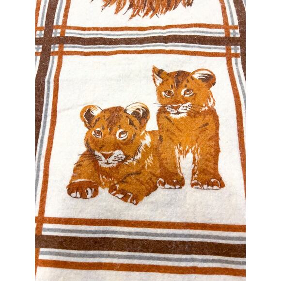 Vintage Tiger Cub Lion Leopard Big Cat Poly Blanket 92" x 72” Brown Orange White - Picture 5 of 10